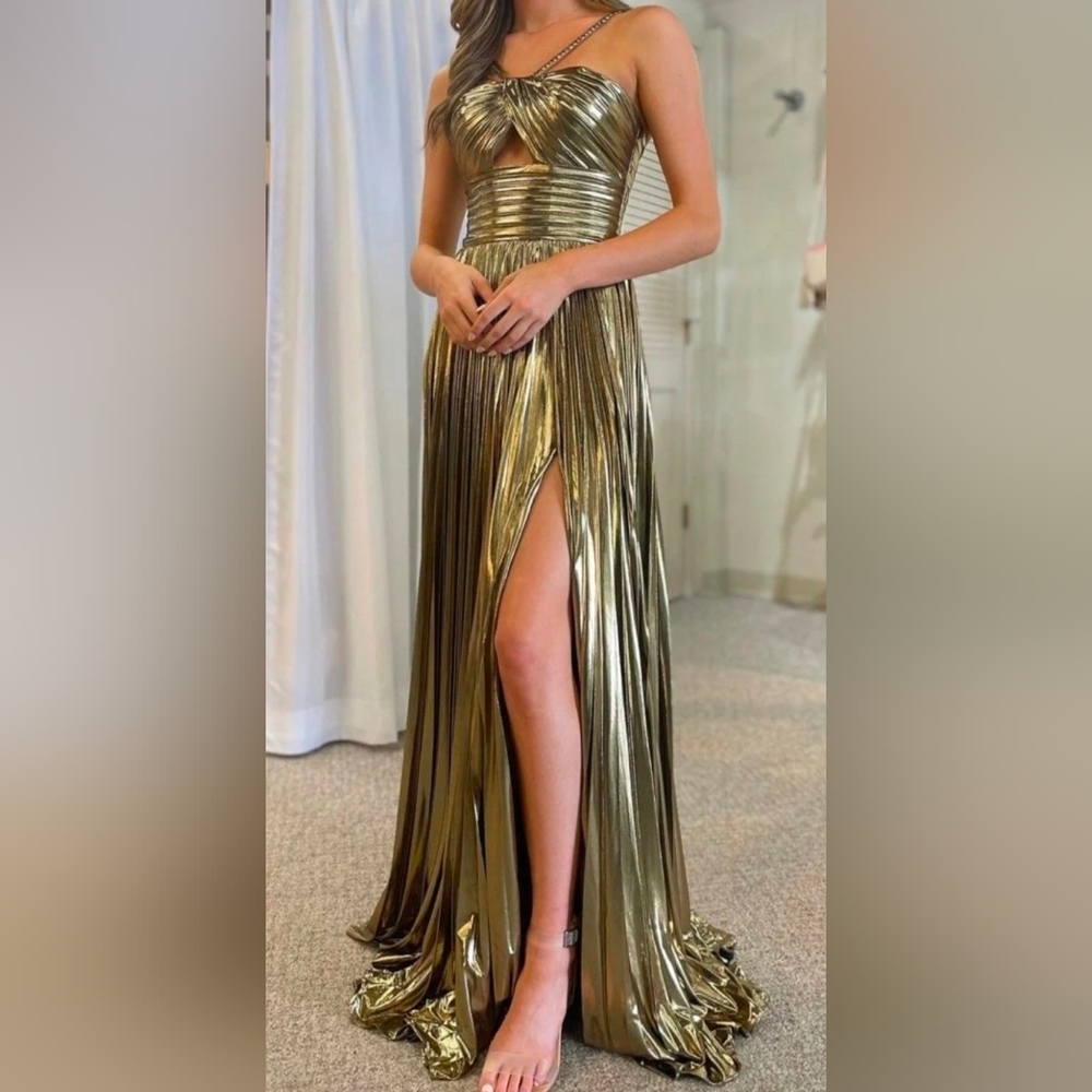 Sherri Hill Gold Prom Dress